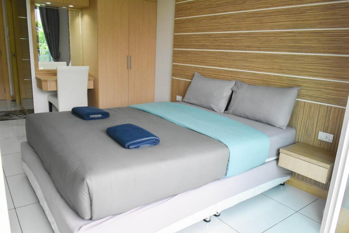 Whale Marina Condominium Na Chom Thian Room photo